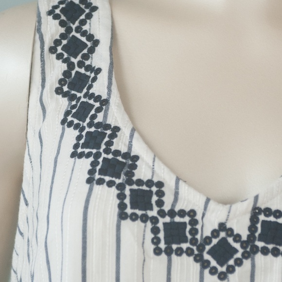 NWT L*Space Embroidered Tassel Tie Sides Bridget Top - Picture 6 of 9